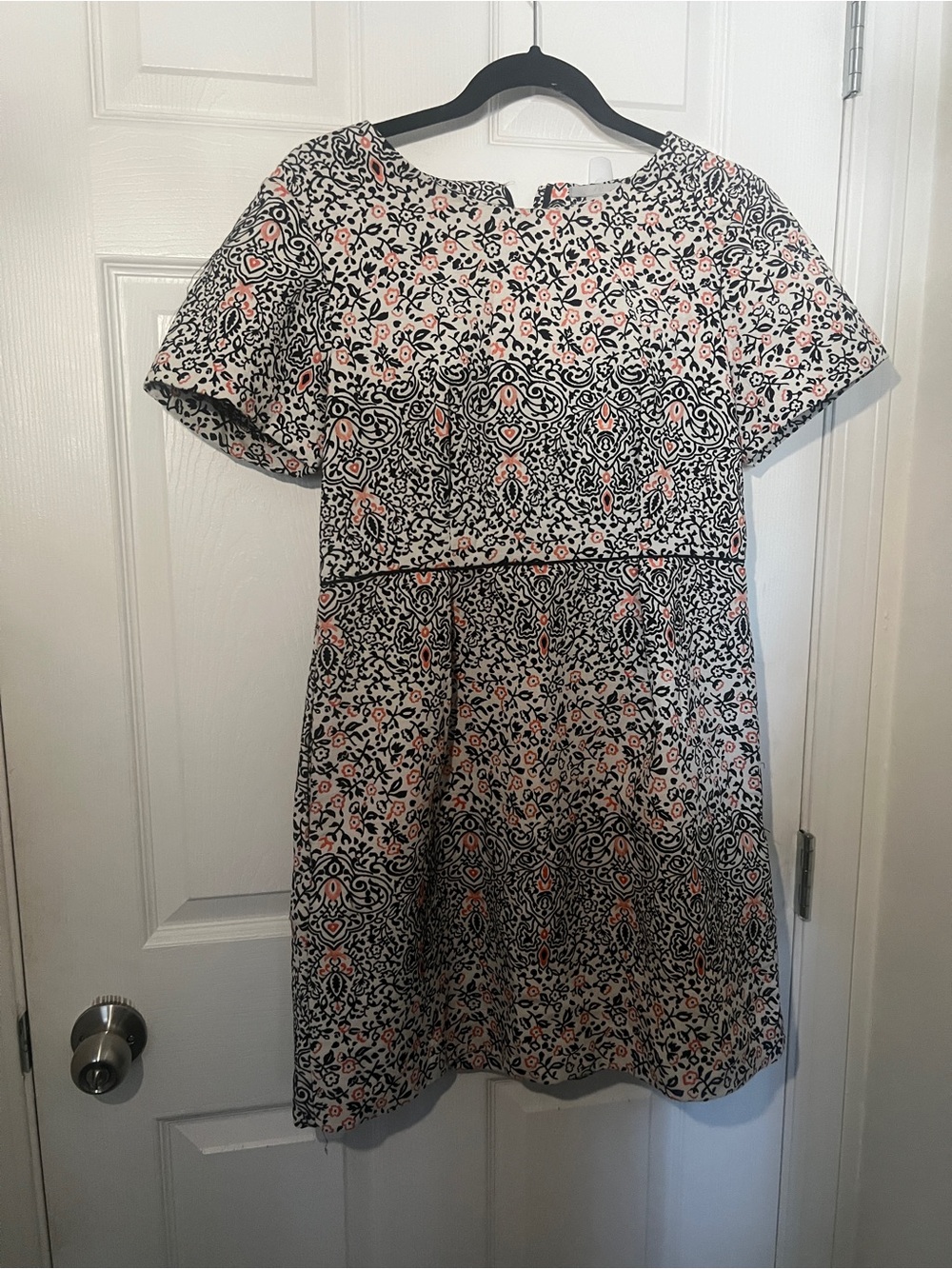 Floral Print Short Sleeve Dress in Cream